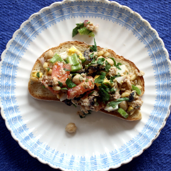 tuna tartine top view tuna tartine top view