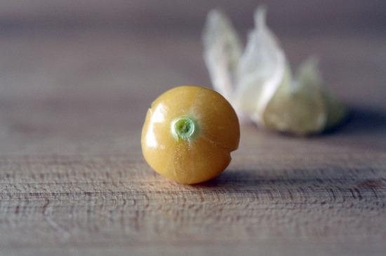 peeled gooseberry peeled gooseberry