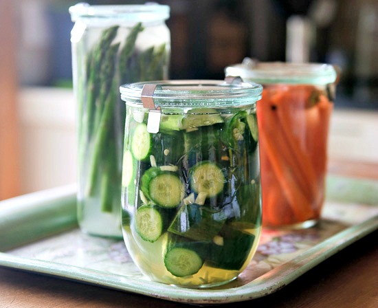 spicy lacto-fermented pickles | healthy green kitchen