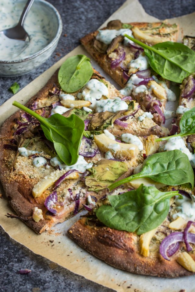 Vegan ranch pizza. This wholewheat base is topped with the creamiest vegan ranch sauce and topped with lots of great vegetables for a fun alternative to the regular tomato base.