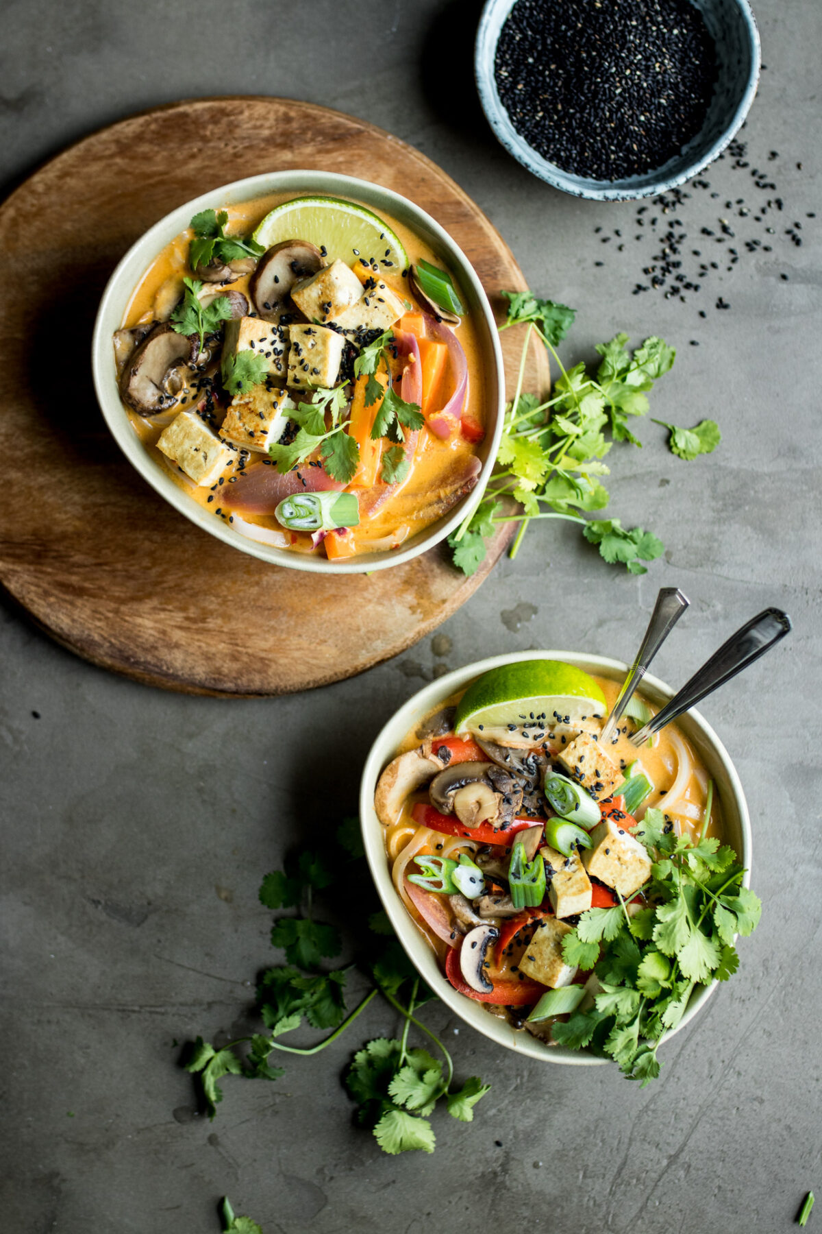 Vegan Lemongrass Coconut Noodle Soup. Absolutely packed full of flavour and texture!